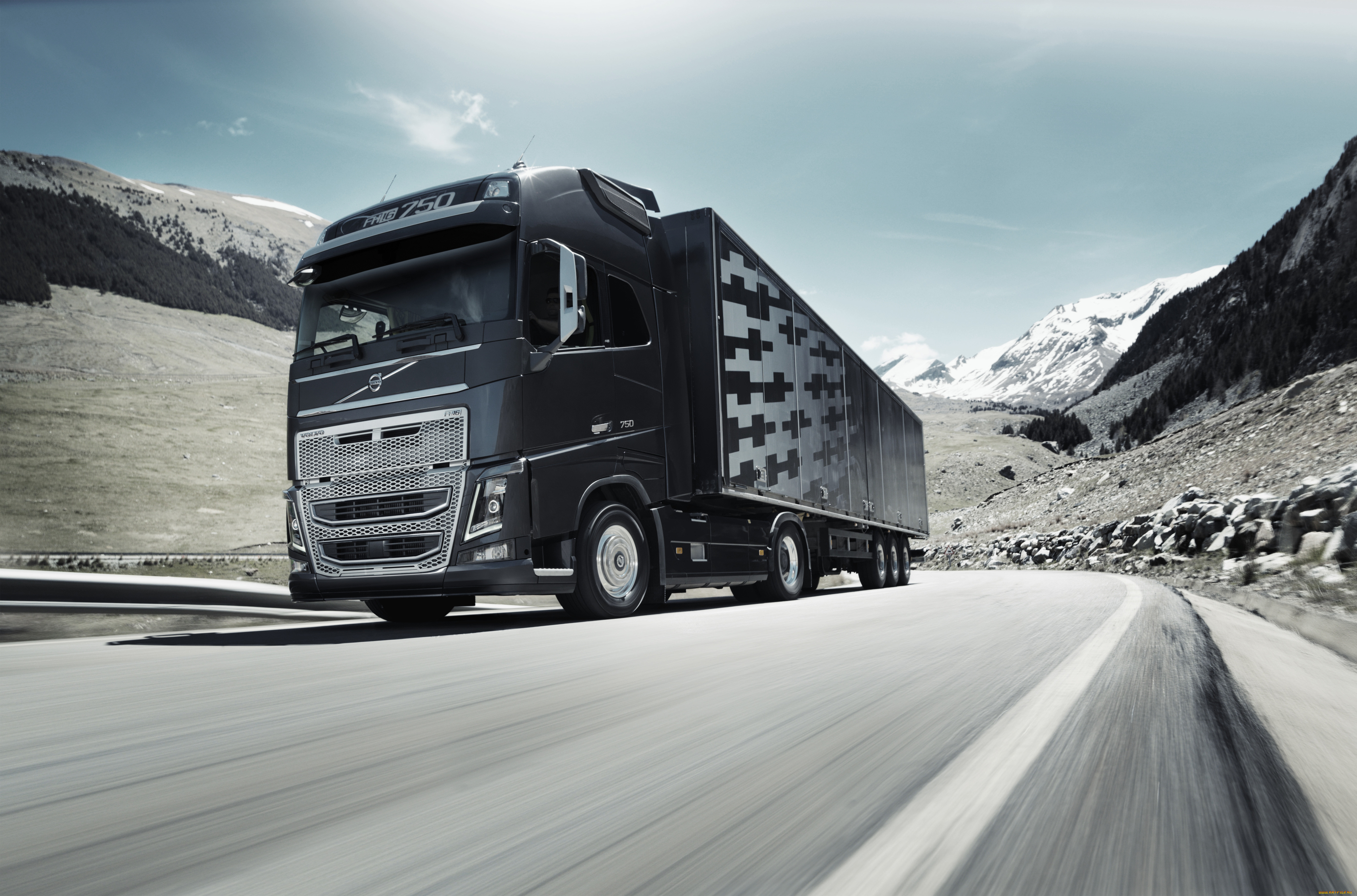 , volvo trucks, volvo